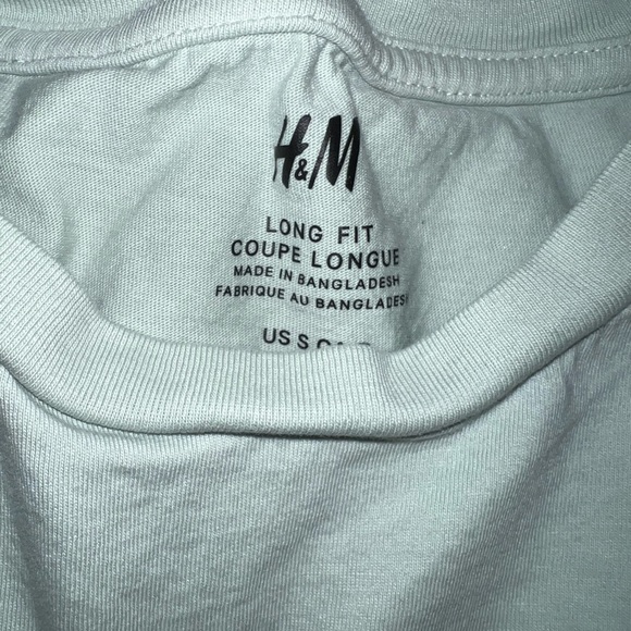 H&M tshirt - Picture 2 of 2